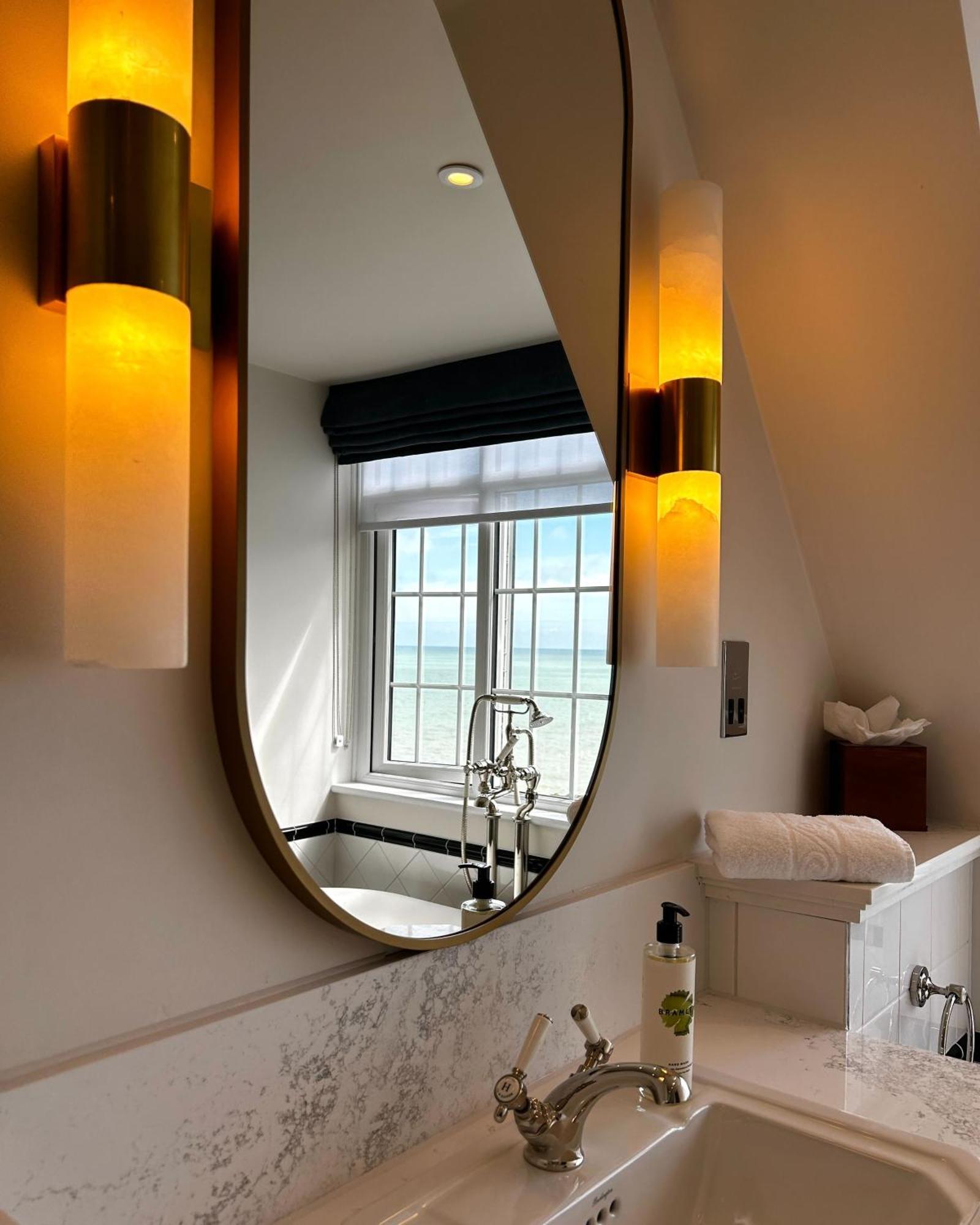 Hotel The White Horses By Everly Collection Hove